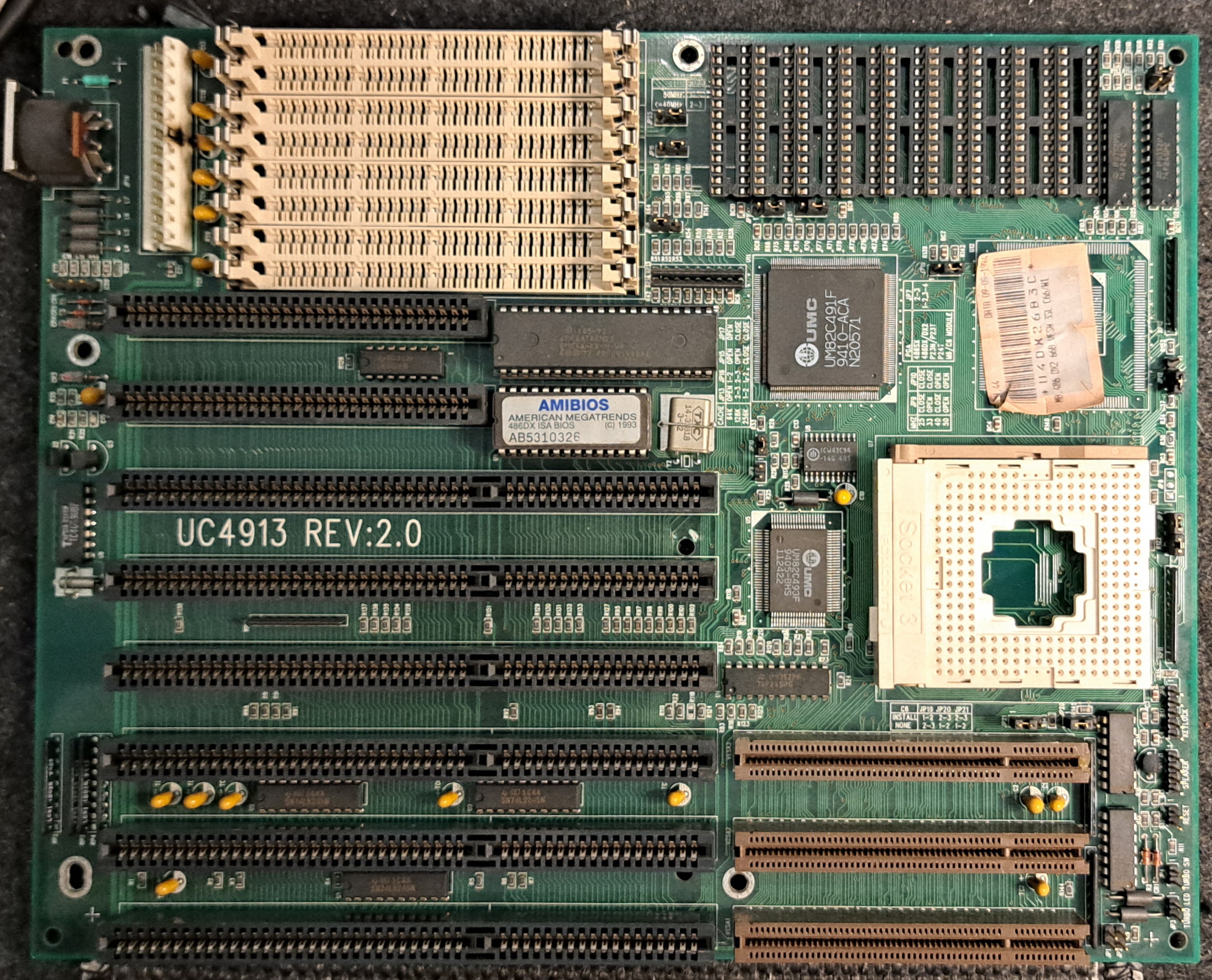 ECS UC4913 Rev. 2.0 - Oberseite
