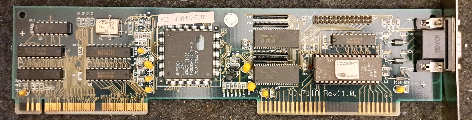 ECS VI-711A - Vorderseite