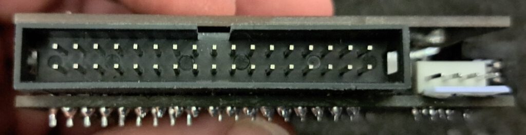 Mini Floppy Emulator - Rückseite mit Floppy- und Stromanschluss