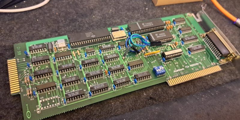 Multitech FCA PB85020-2 – Schrägansicht