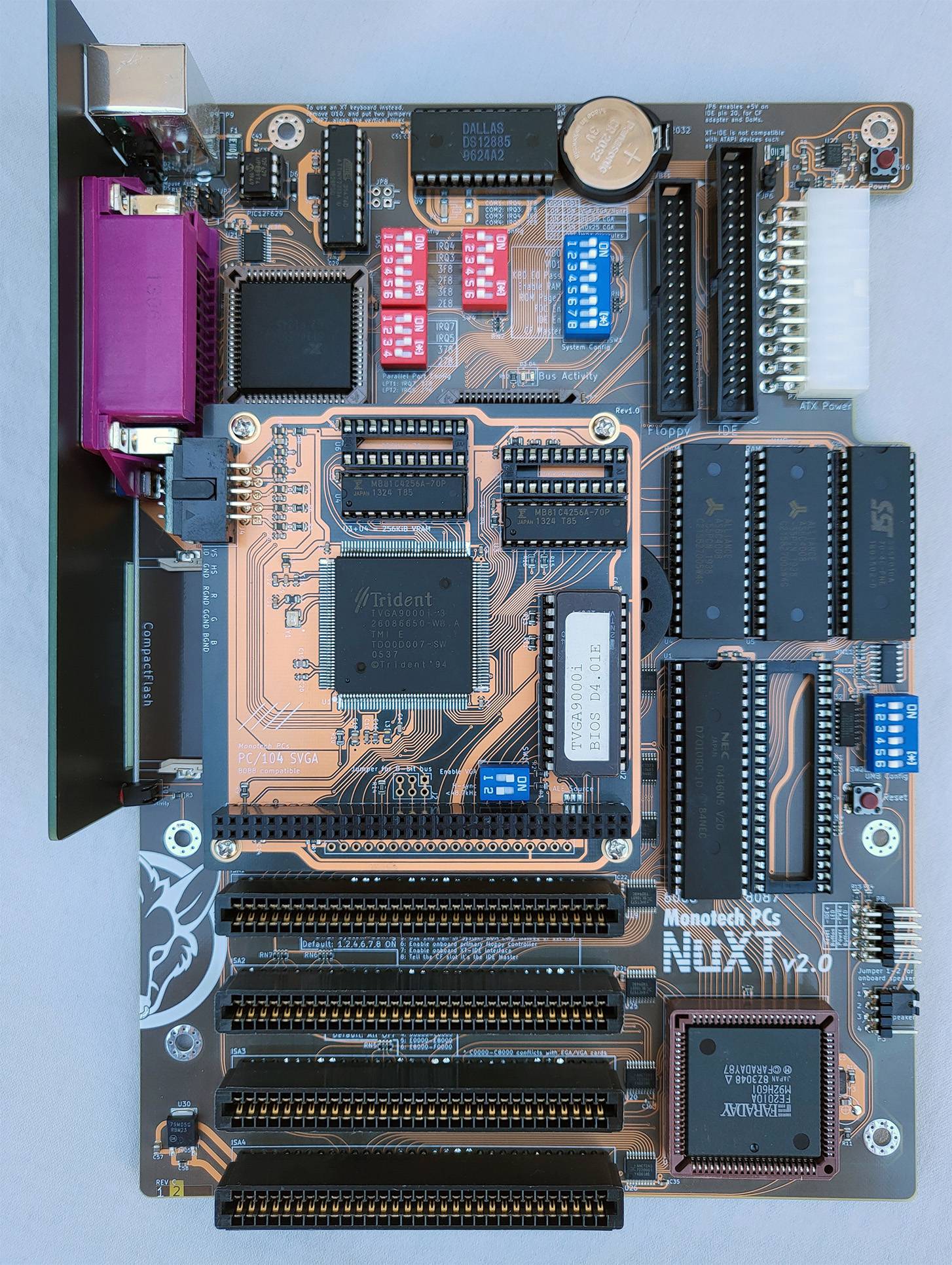 NuXT v2.0 von oben, links das aufgesteckte PC/104-SVGA-Modul (Bild: Monotech PCs, Shop monotech.fwscart.com, Lizenz nicht angegeben)