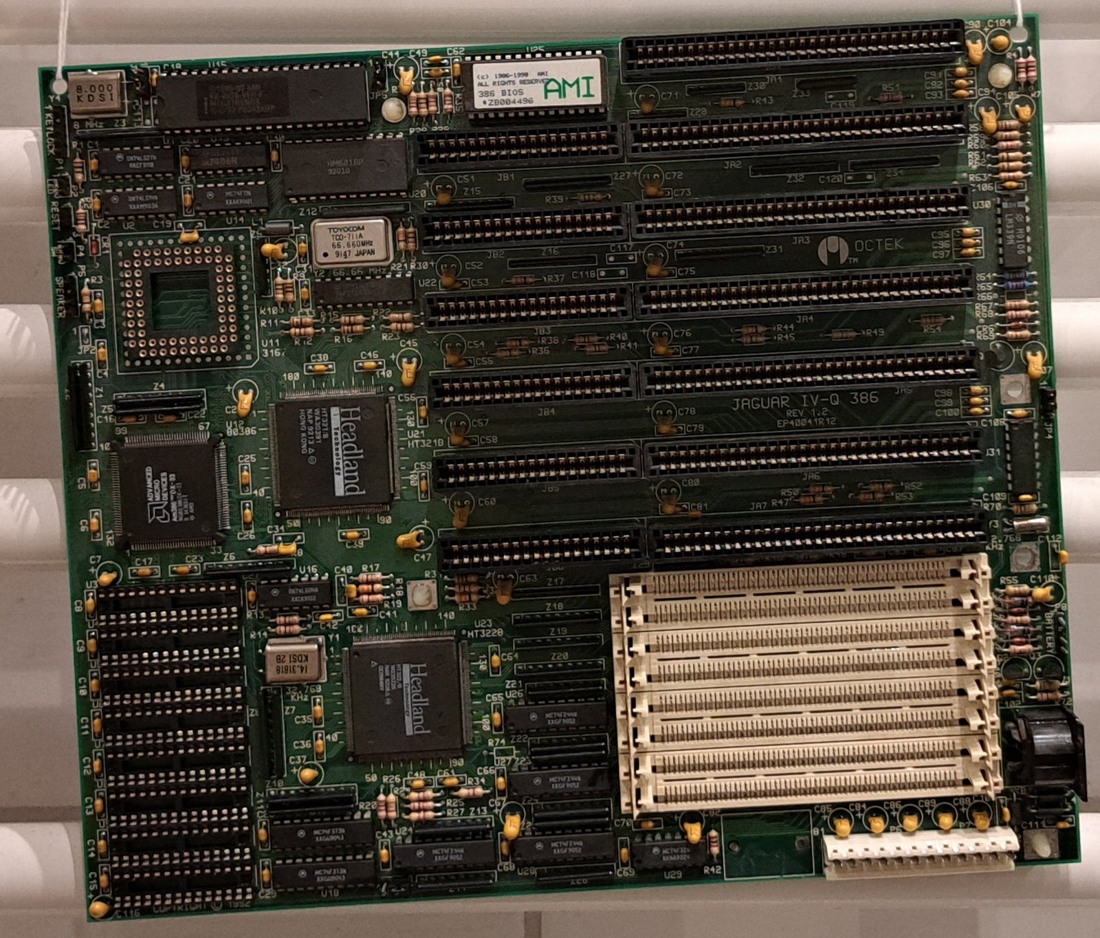 Octek Jaguar IV-Q 386 - Oben