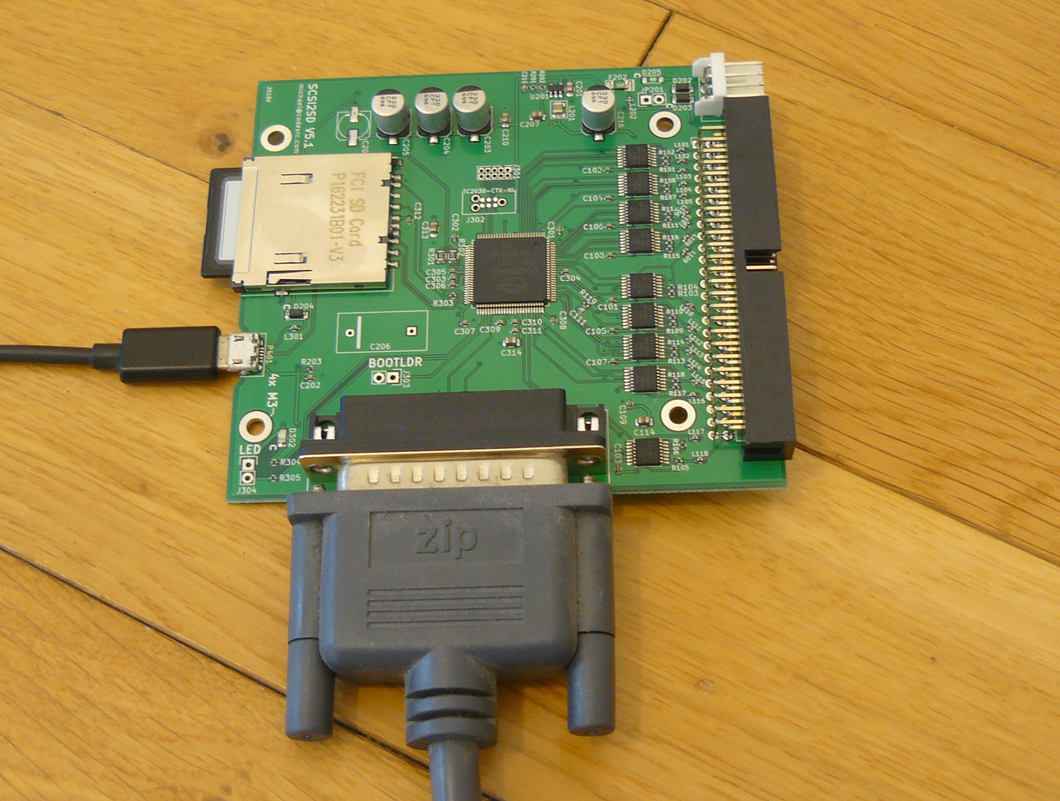 SCSI2SD (Bild: RetroEditor, Wikimedia Commons, CC BY-SA 4.0)